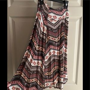 Bobeau flowing maxi skirt size small